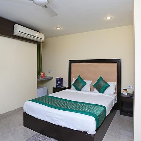 Oyo 714 Hotel De Plaza New Delhi Exteriör bild