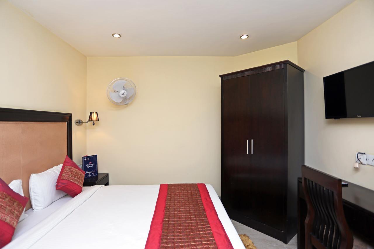 Oyo 714 Hotel De Plaza New Delhi Exteriör bild