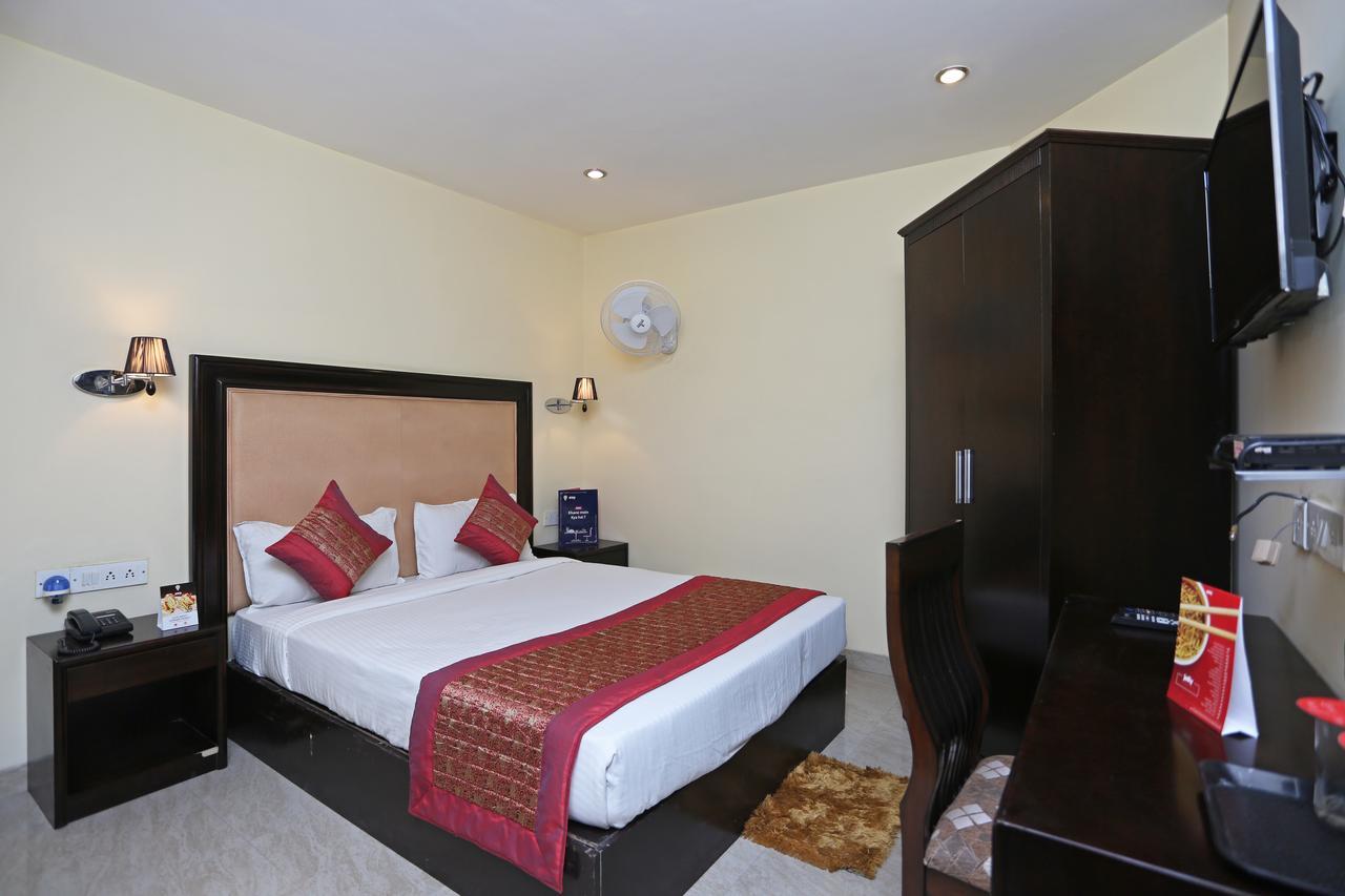 Oyo 714 Hotel De Plaza New Delhi Exteriör bild